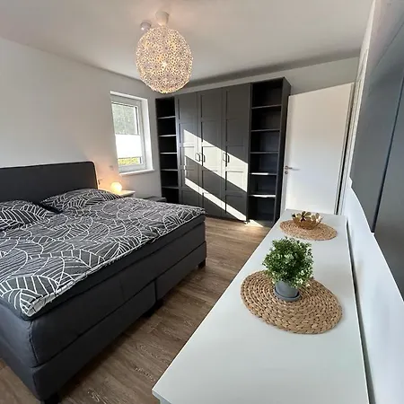 アパート Exklusive Bei Berlin, Bis 5 Gaeste, Grosse Terrasse, Garten