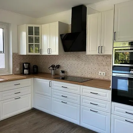 Exklusive Bei Berlin, Bis 5 Gaeste, Grosse Terrasse, Garten Lägenhet *