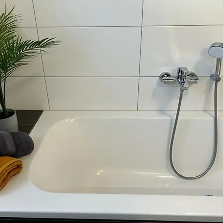 Exklusive Bei Berlin, Bis 5 Gaeste, Grosse Terrasse, Garten アパート *