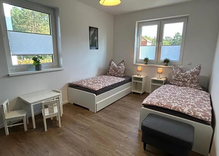 Exklusive Bei Berlin, Bis 5 Gaeste, Grosse Terrasse, Garten