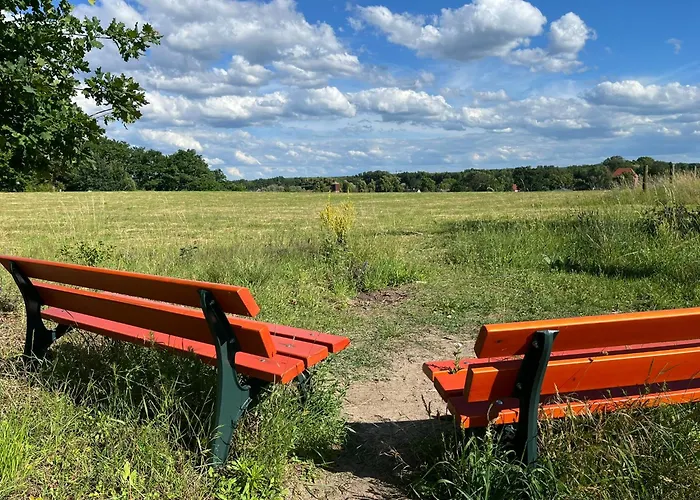 شقة Exklusive Bei Berlin, Bis 5 Gaeste, Grosse Terrasse, Garten Bestensee